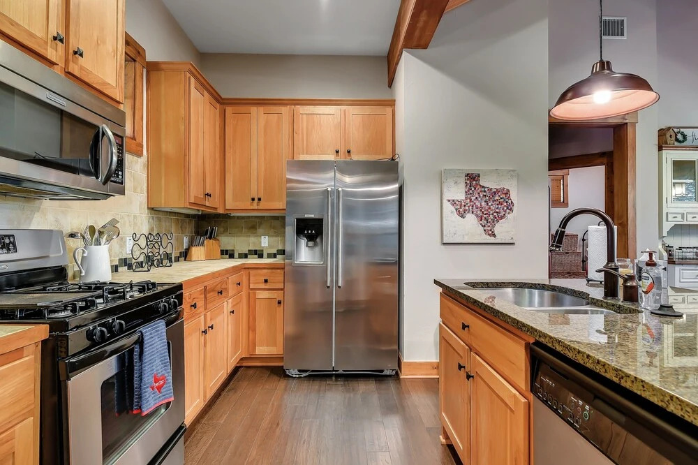 18616 Leander - 4 Br Home