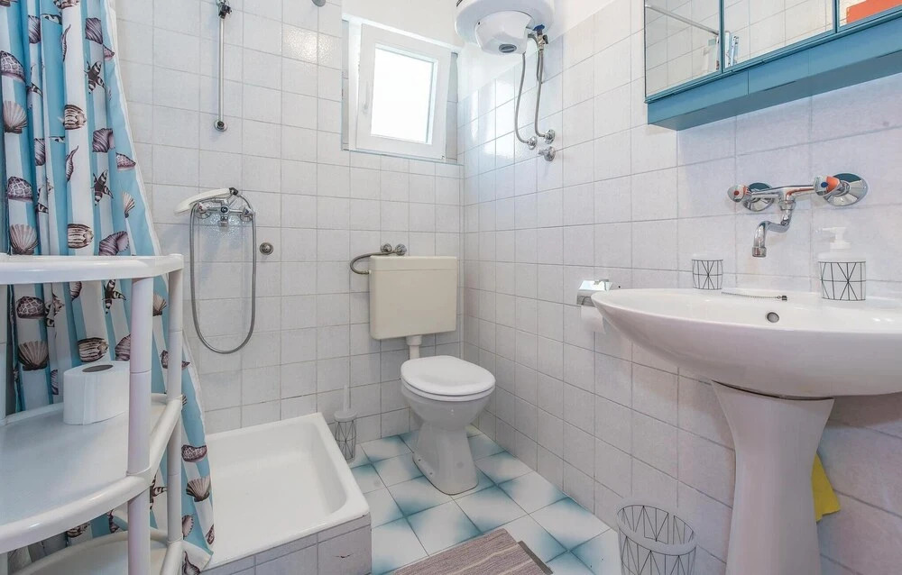 Beautiful Apartment in Vodice With Wifi and 2 Bedrooms