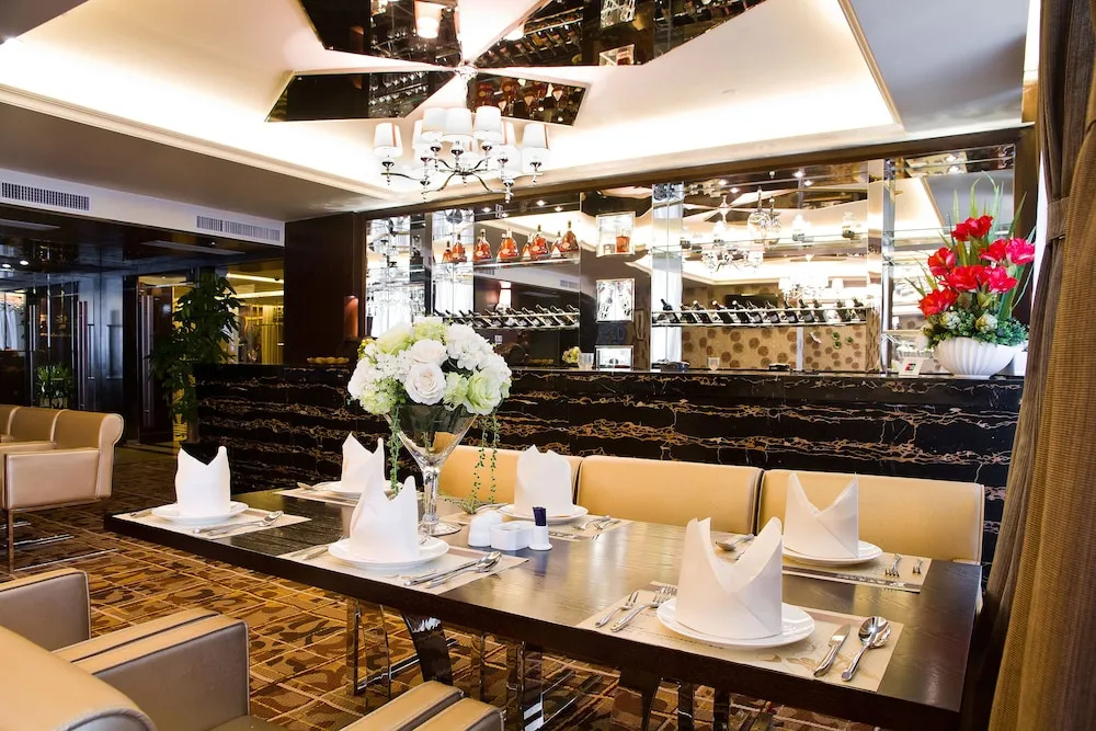 Fuqinglong Huatian Holiday Hotel