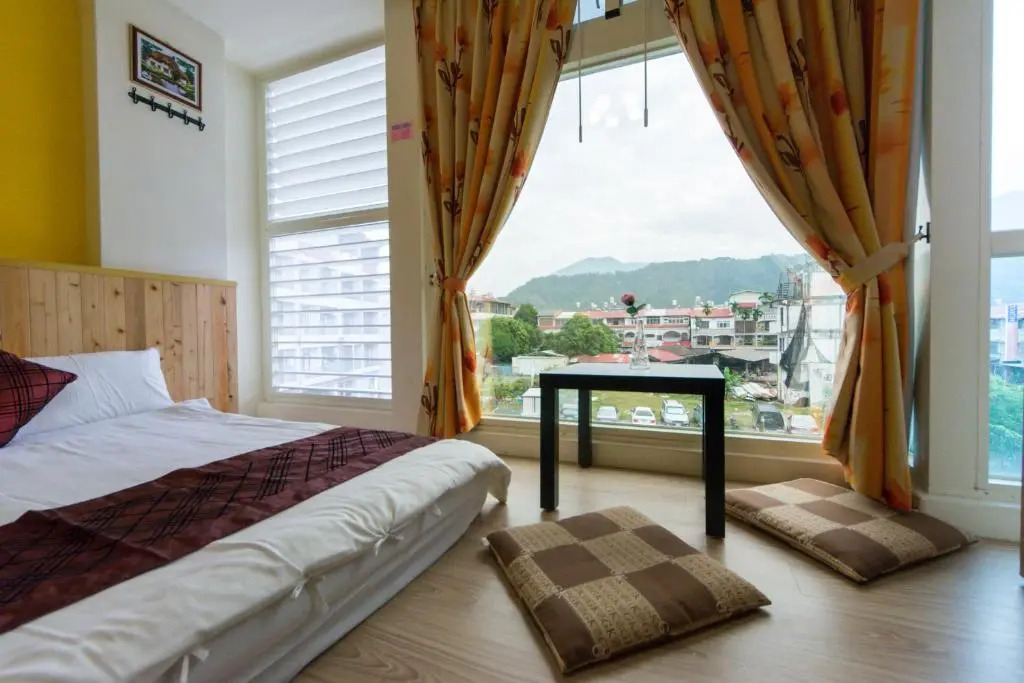 25 Street B&B