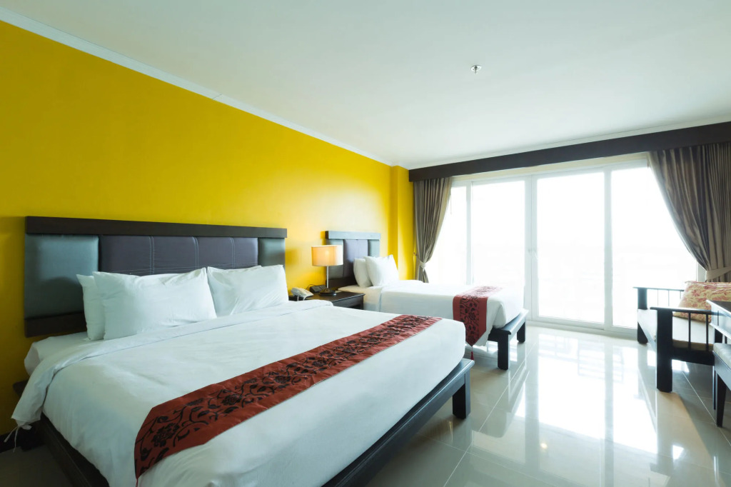 Royal Phala Cliff Beach Resort