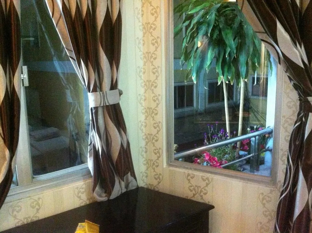 Hoai Pho Hotel