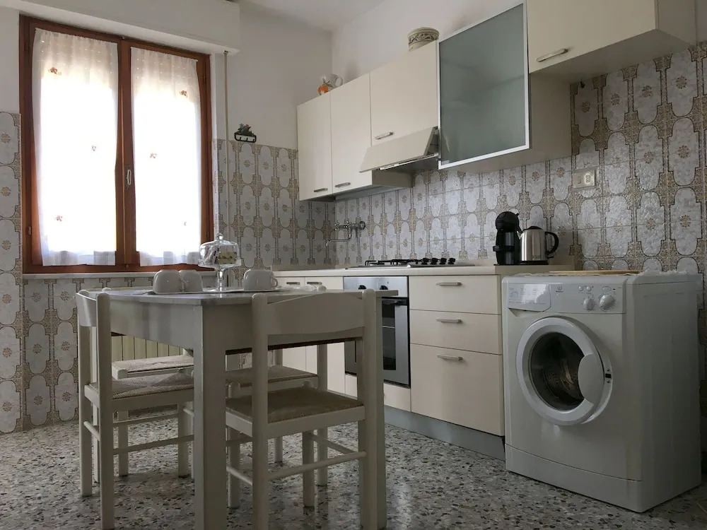 Valley View Apartment in Ameglia near Historical Center with Garden