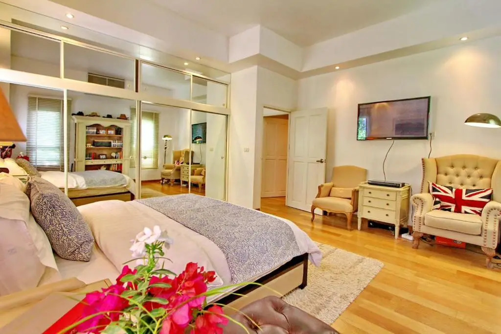 Koh Chang Beach Front 5 Bedroom Villa