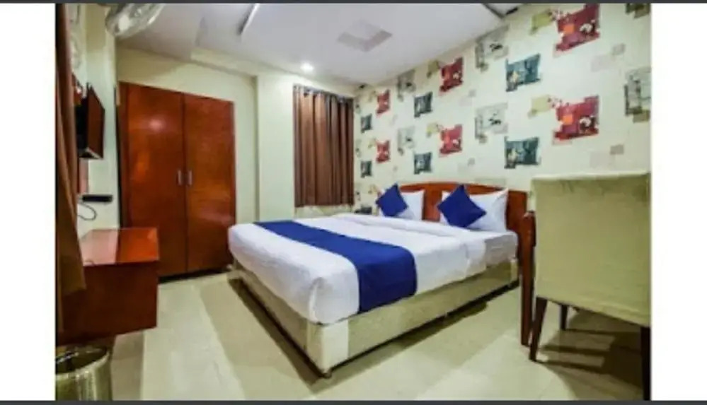 Hotel O Grand Decor