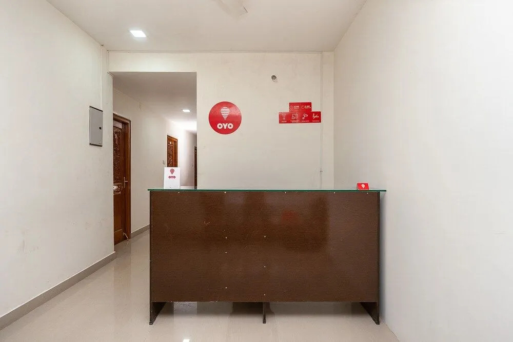 OYO 26677 Pmr Guest Inn