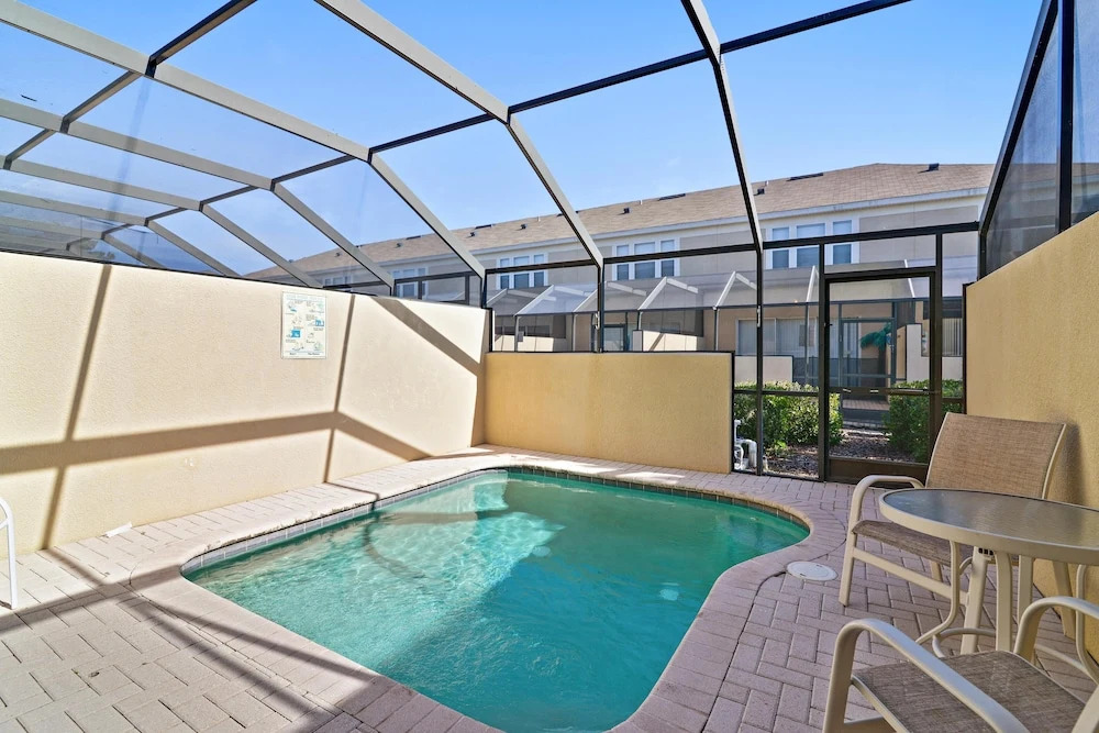 Tropical Terrace by VillaDirect