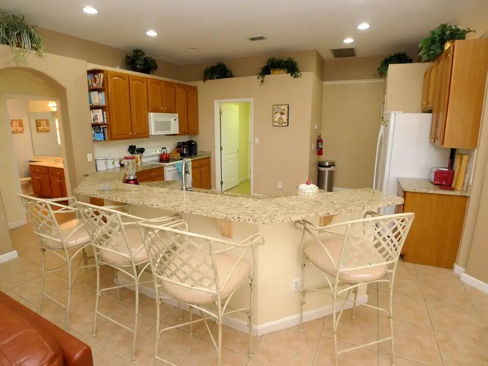 4 BED Pool Home ON Golf Community