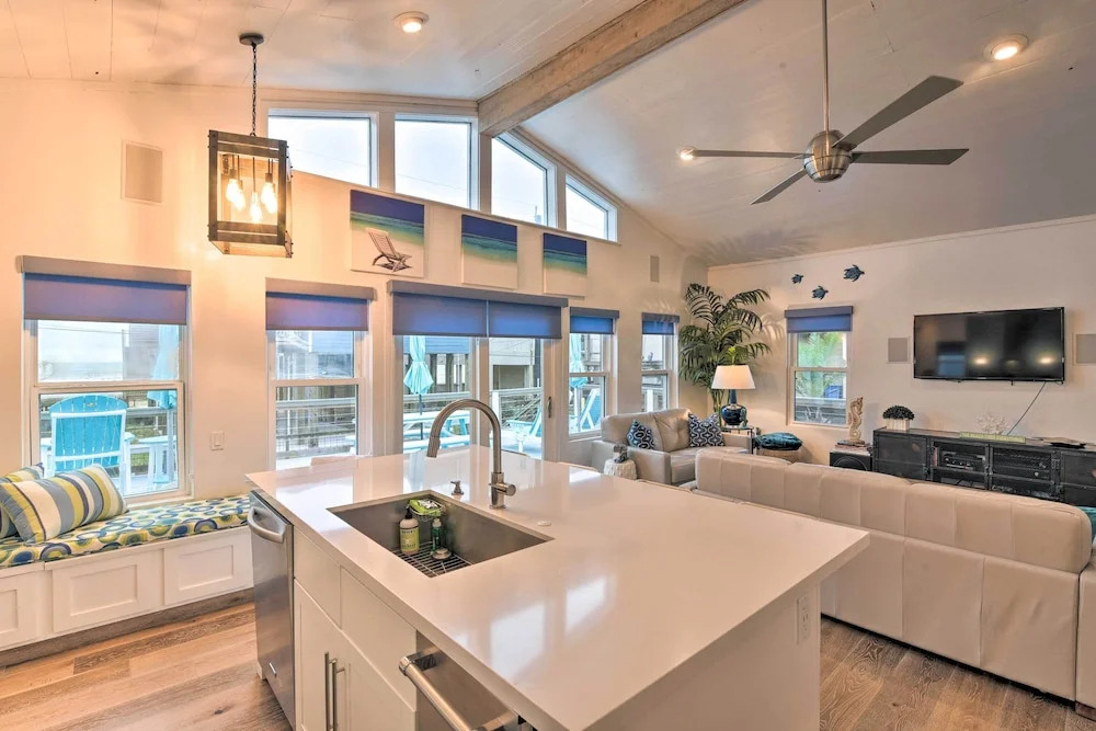 Updated Beach House w/ Private Beach + Hot Tub!