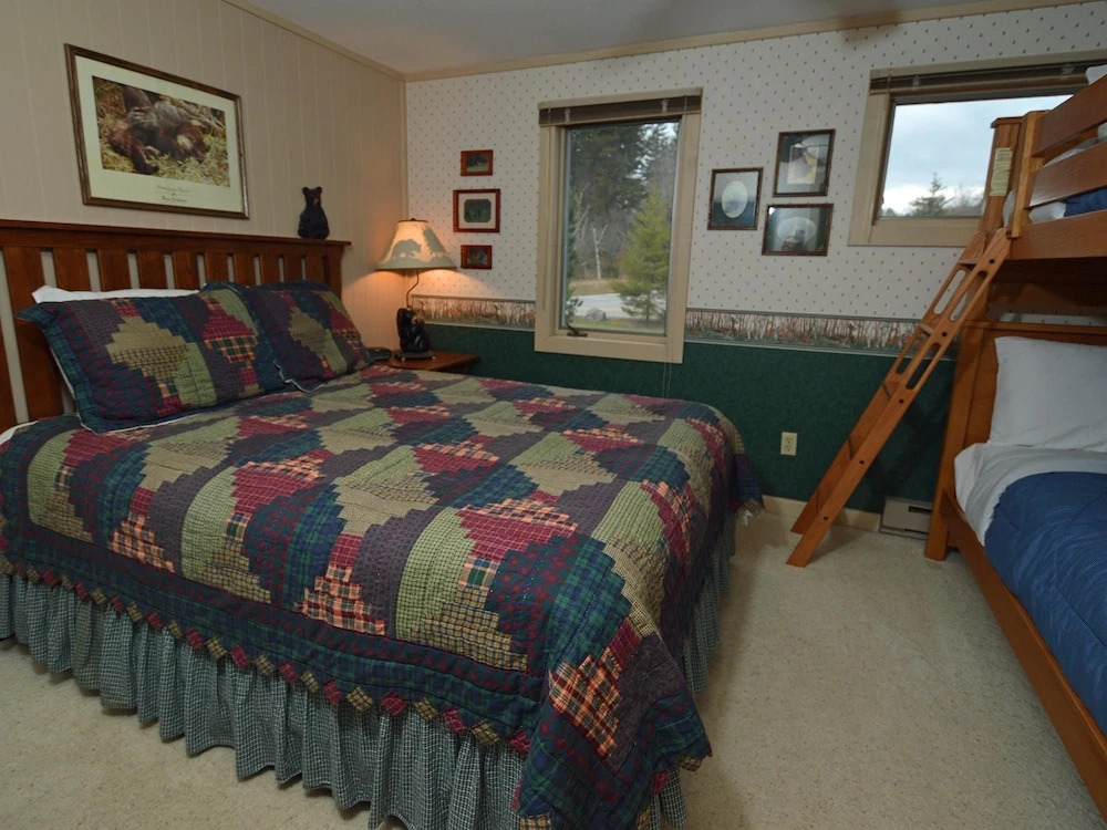 2 Br Powderidge 33