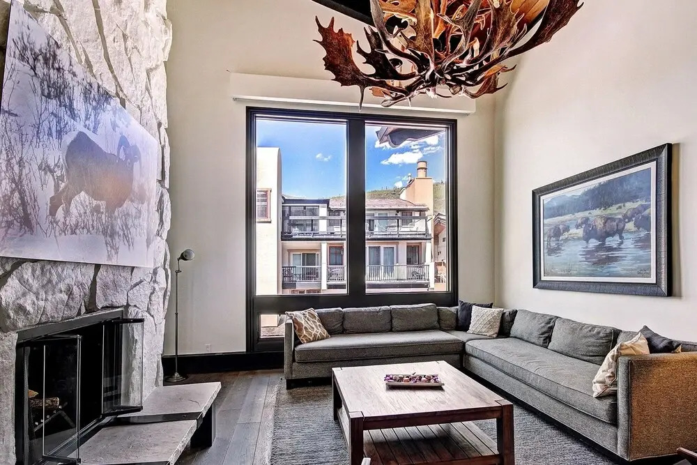 Lodge at Vail C360C