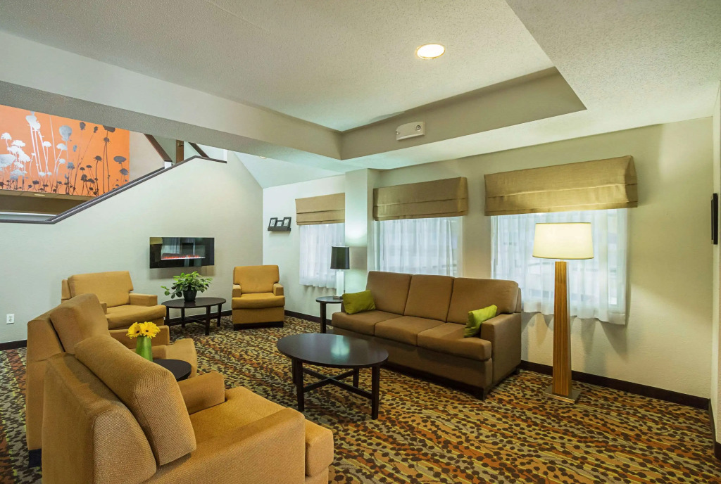 Sleep Inn & Suites