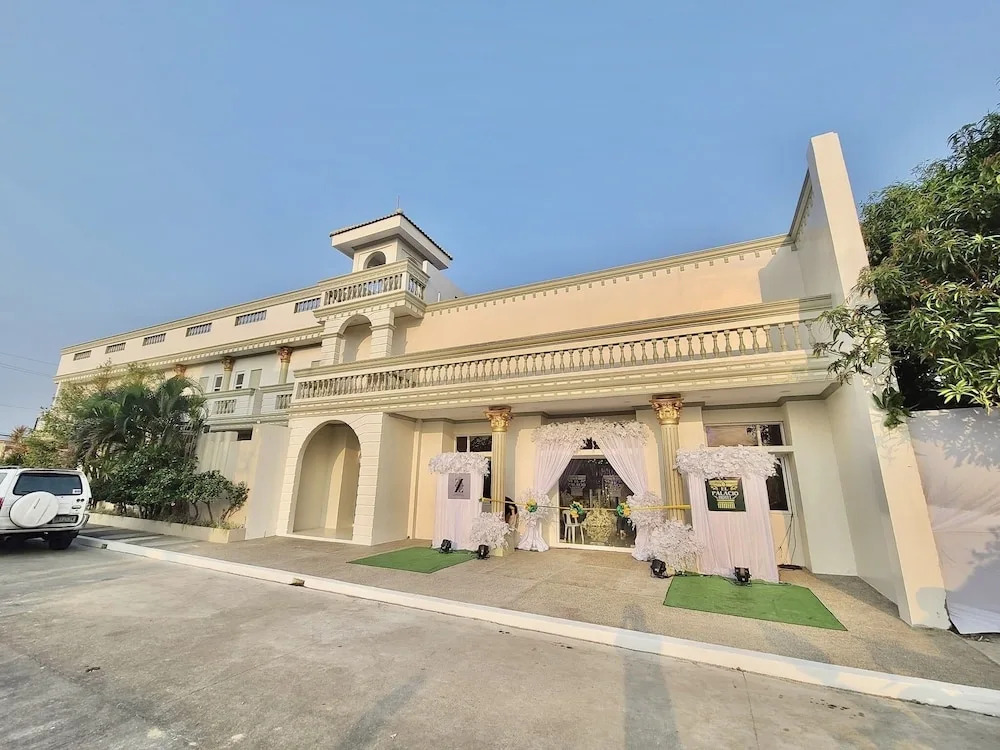 El Palacio Hotel