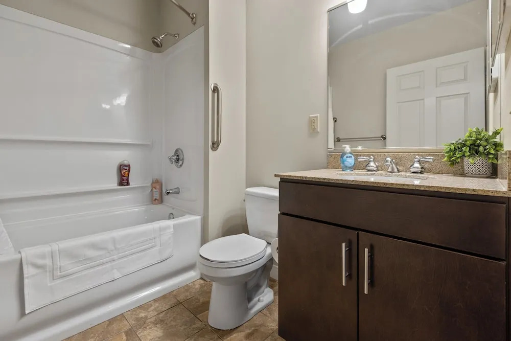 Sleek 2BR Downtown Retreat with Gym