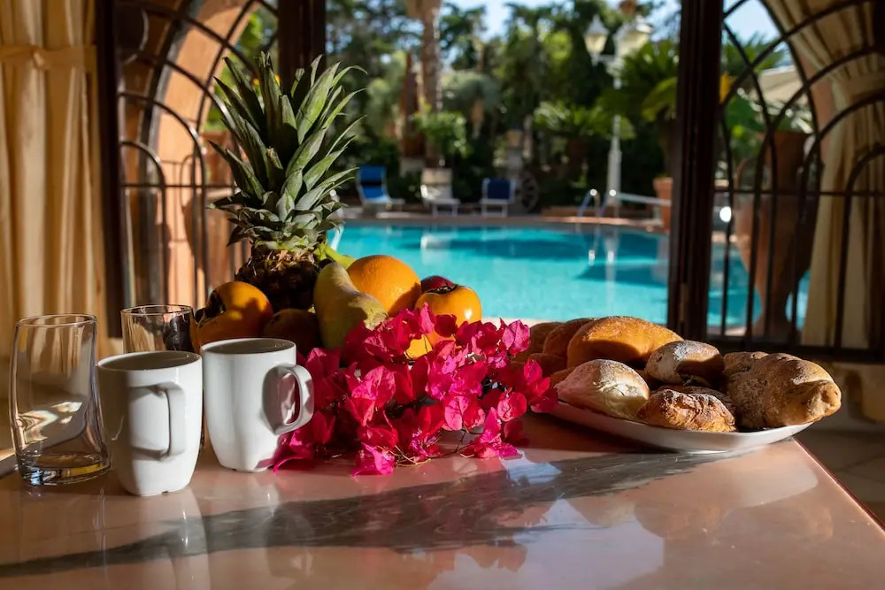 Villa Amalia Resort for family & friends