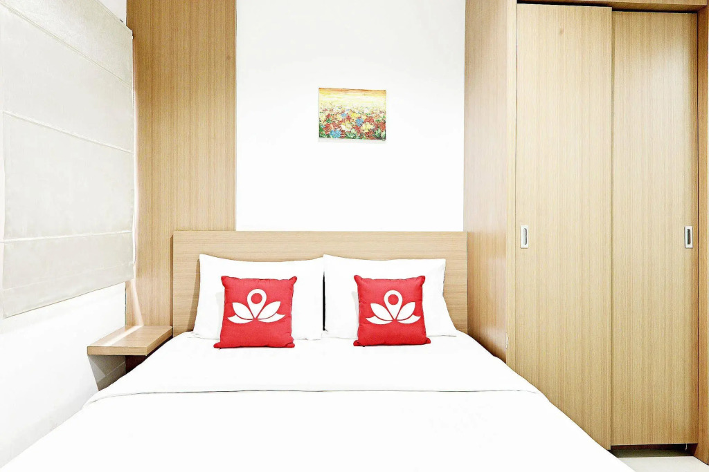 ZEN Rooms Near Bunderan HI