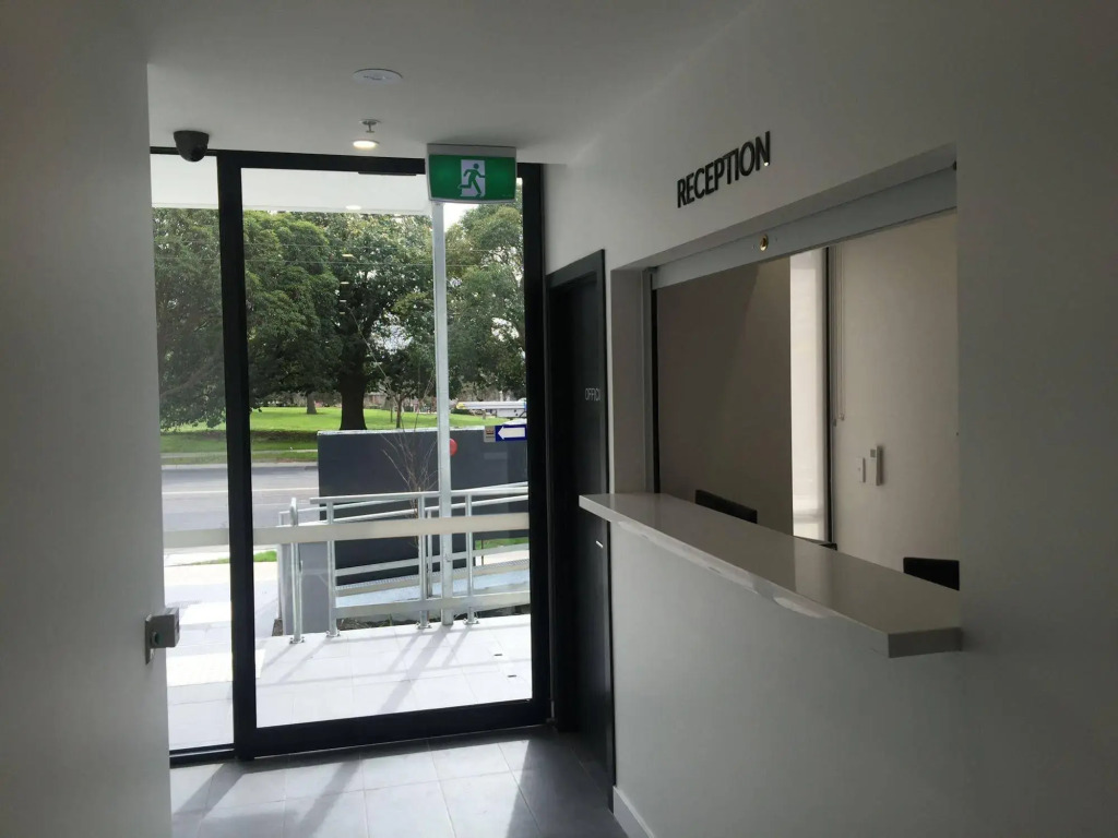 Whitehorse Apartments Hotel