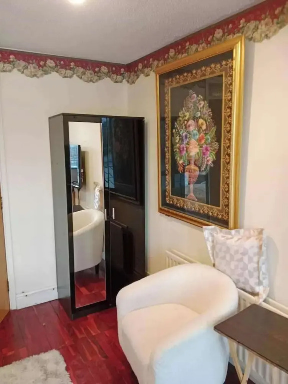 London - Waterfront House - Stay8 - Parking - Yard