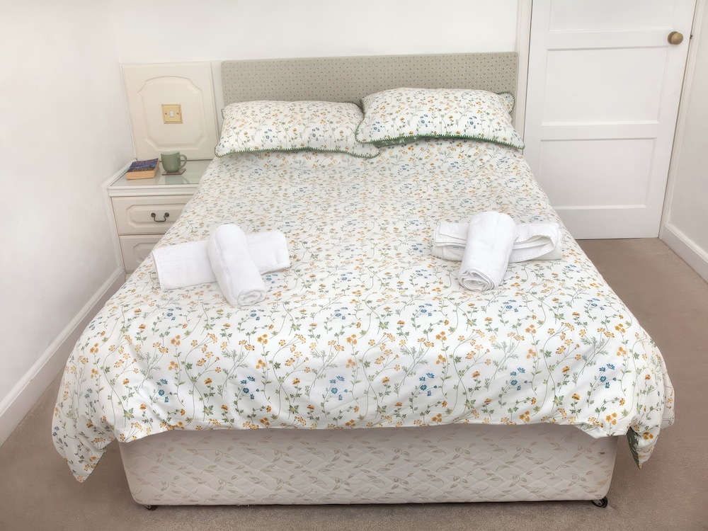 Weymouth Bay Apartment C