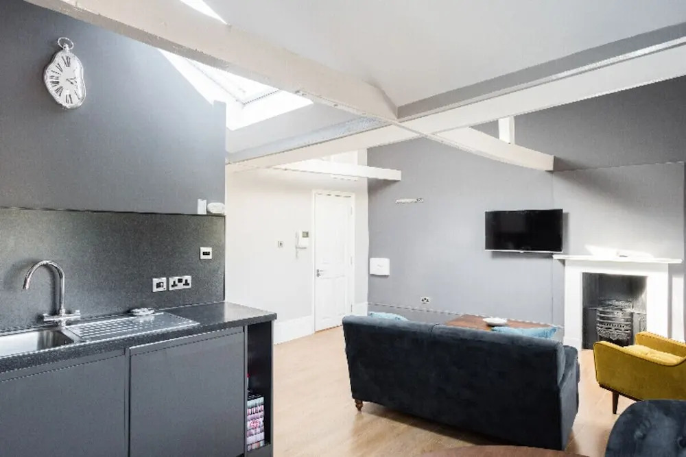 The Harbourside Loft - Stylish & Modern 1bdr Apartment in the Old City