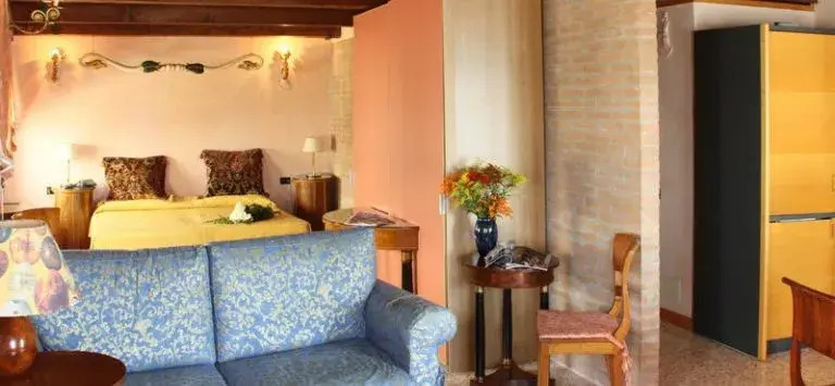 San Simeon Apartments