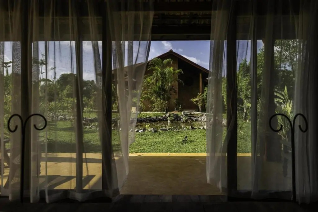 D Canal House