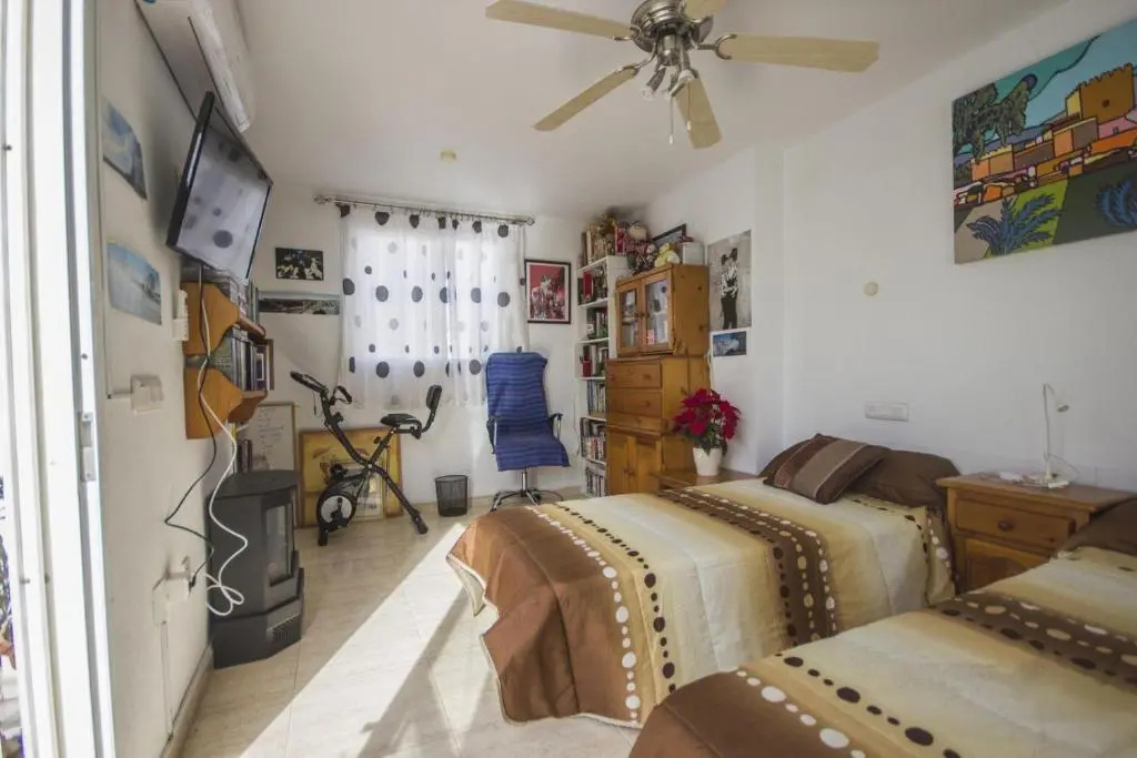 Habitación apartamento / dúplex a 300m de la playa