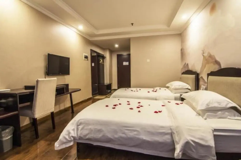 Tianfu Lidu Business Hotel
