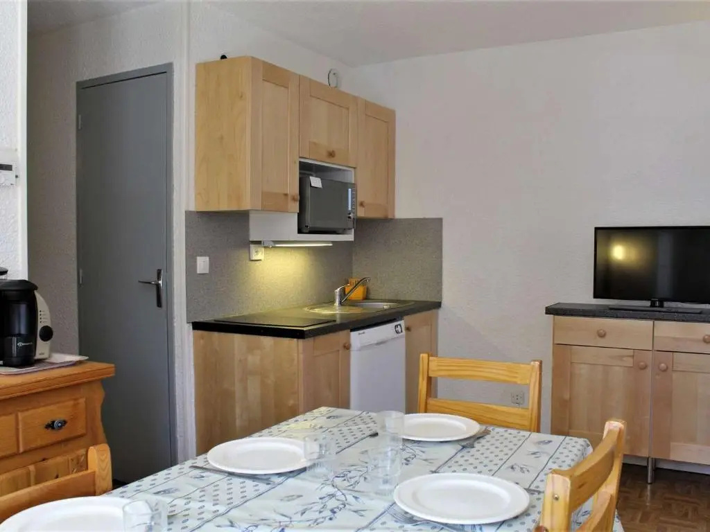 Appartement Risoul, 3 pièces, 6 personnes - FR-1-330-517