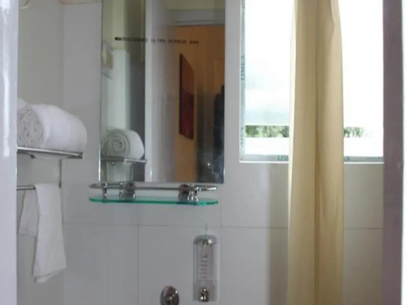 Down Town Guest House