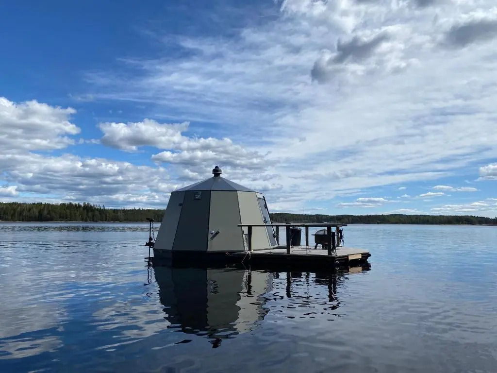 Yggdrasil Igloo Water Huts