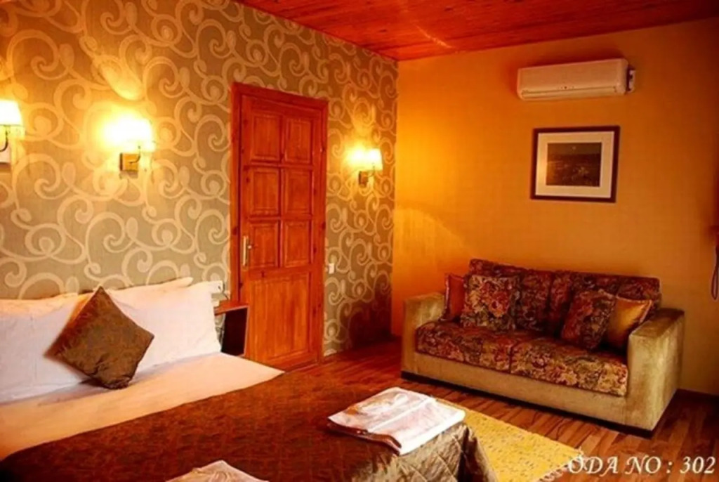 Treetops Park Hotel