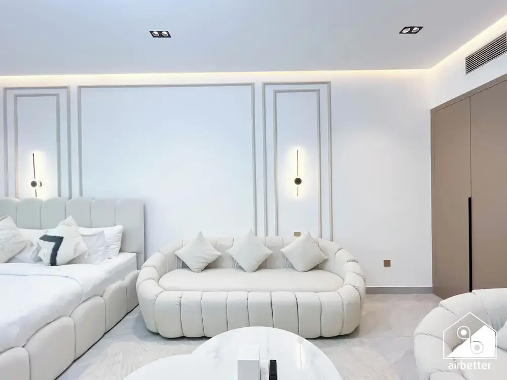 Relaxing ST Getaway Balcony, Pool & Gym Access