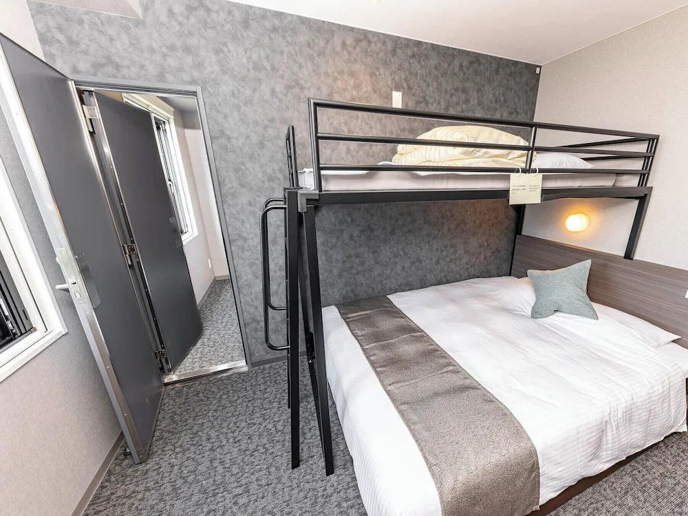 Super Hotel Premier Toyama Castle Park