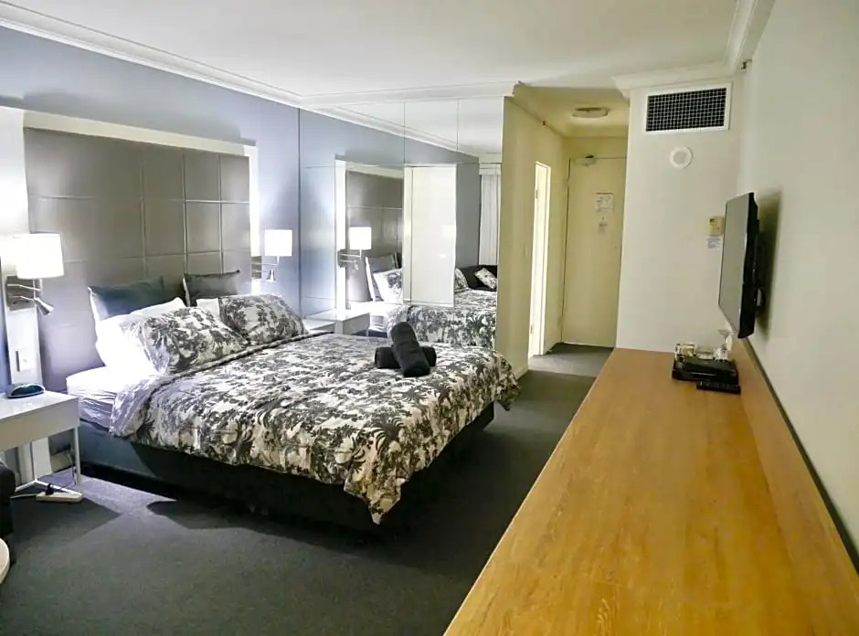 Fab studio in heart of Surfers Paradise! FREE WIFI and FREE PARKING!