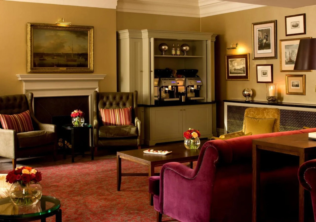 De Vere Devonport House