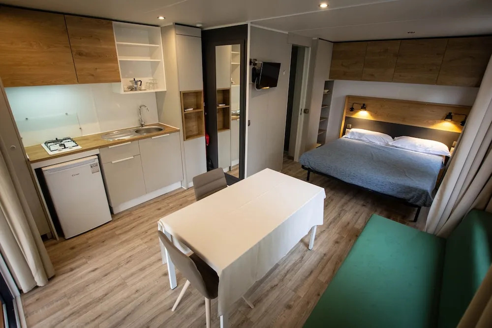 Eco House Romantic Vigna - Ideal for 2 Guests, in Alba