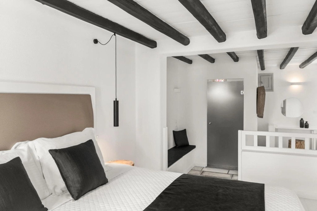 Mr and Mrs White Paros Suites & More