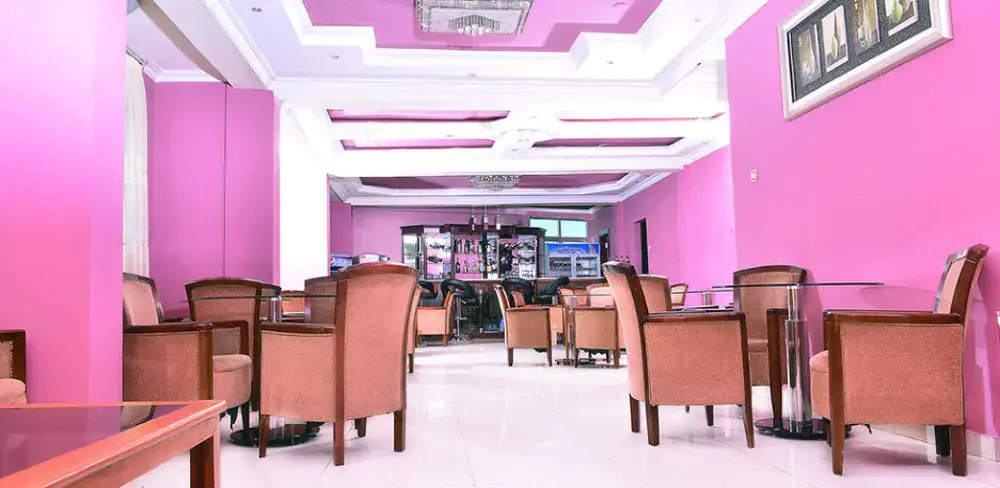 Adams Hotel