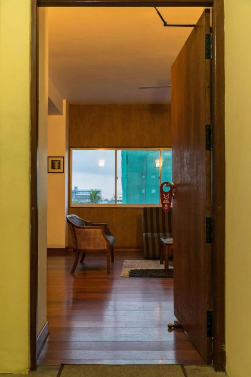 Monsoon Suites