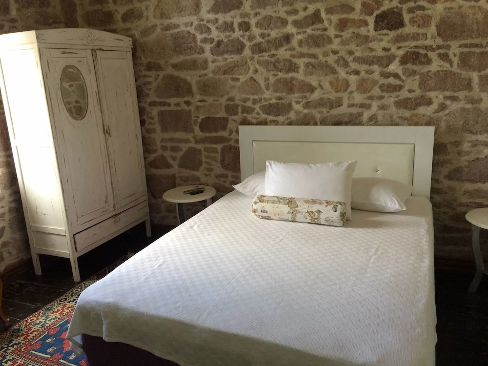 Cunda Has Konak Otel