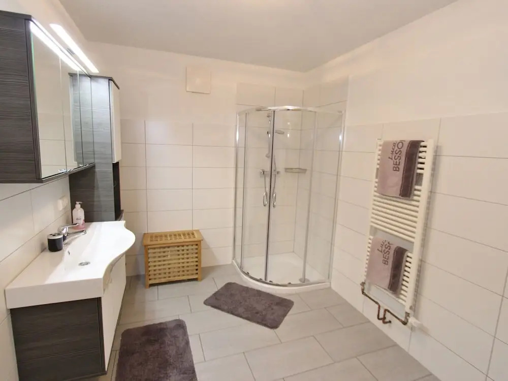 Apartment in Kaprun Near Ski Slopes
