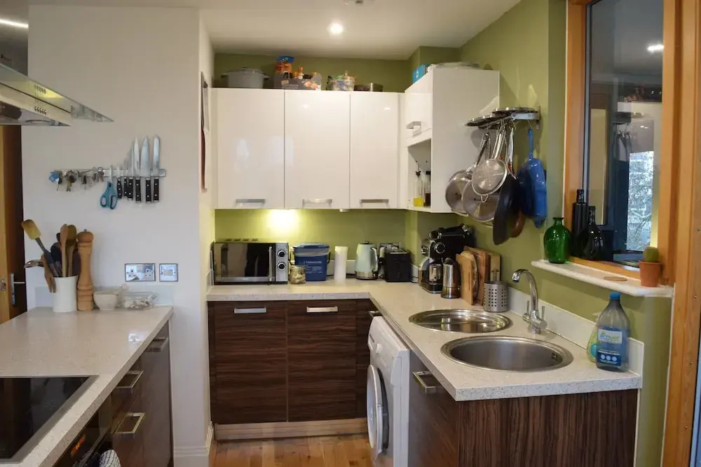 East London Riverside Apartment