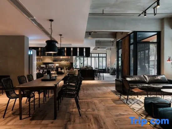 Xu Li Traveling Hotel (Chengdu Taikoo Li Chunxi  Road Branch)