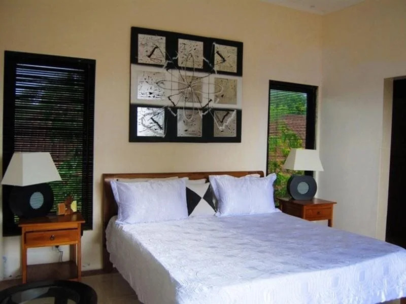 Suzanne Homestay
