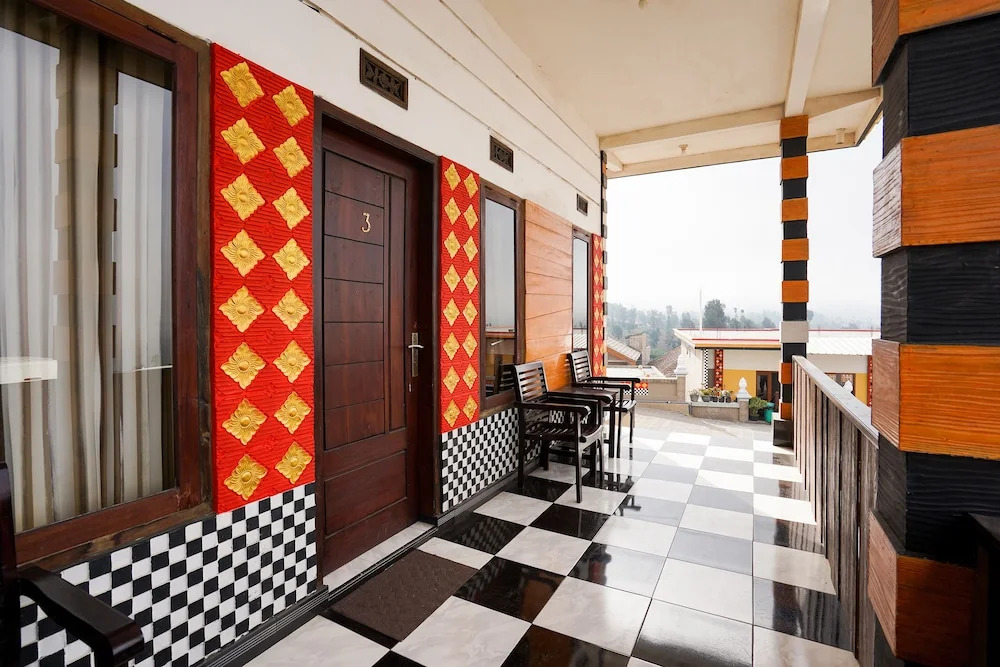 OYO 1048 Rahayu Bromo Hotel