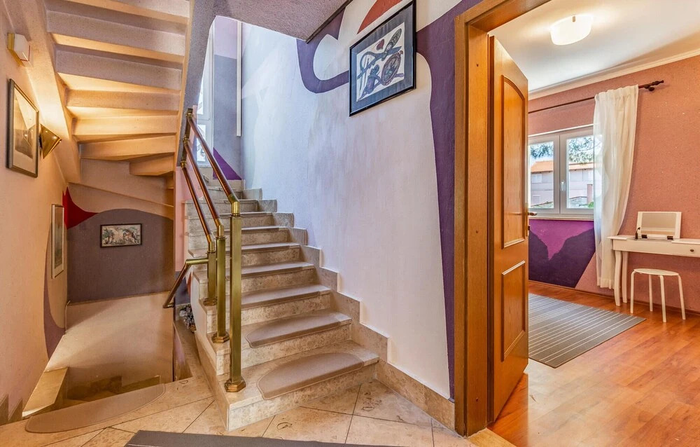 Beautiful Home In Medulin