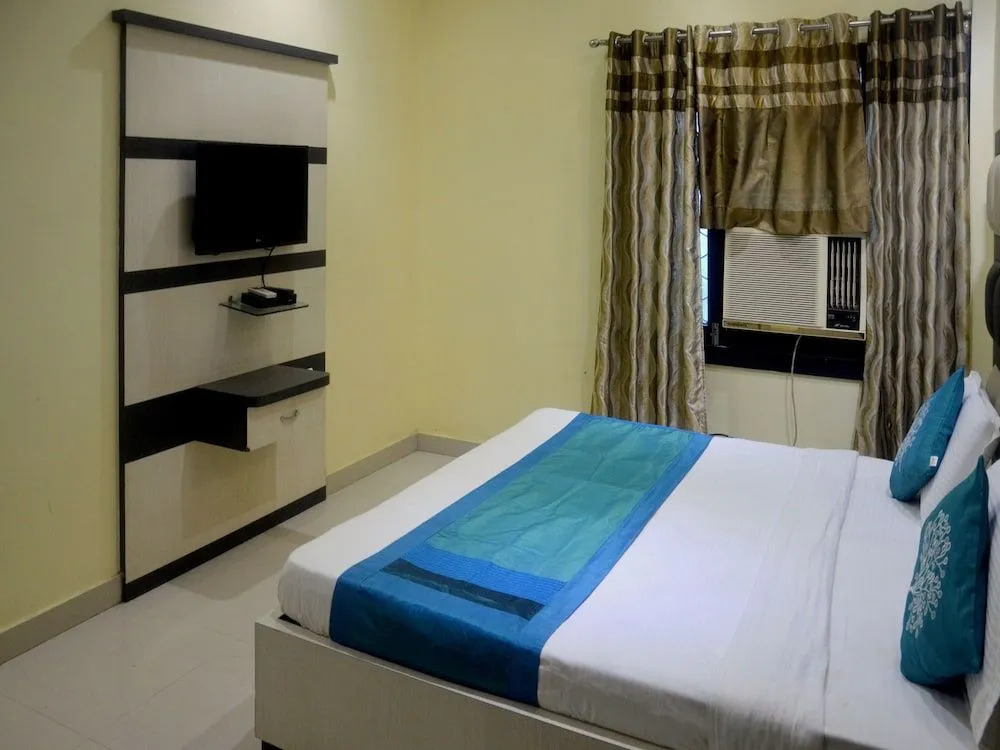 OYO 5655 Hotel Ganges