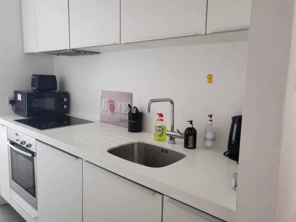 Cityscape Apartment in Birmingham with Self Checkin
