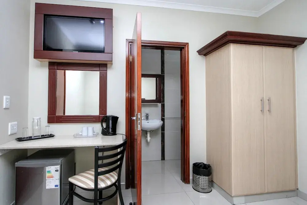 PLM Golden Lodge